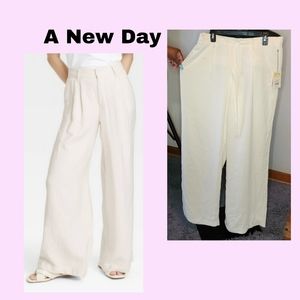 A New Day wide-leg cream colored palazzo's.   Sz XL. Fits plus sz 14 or 16.